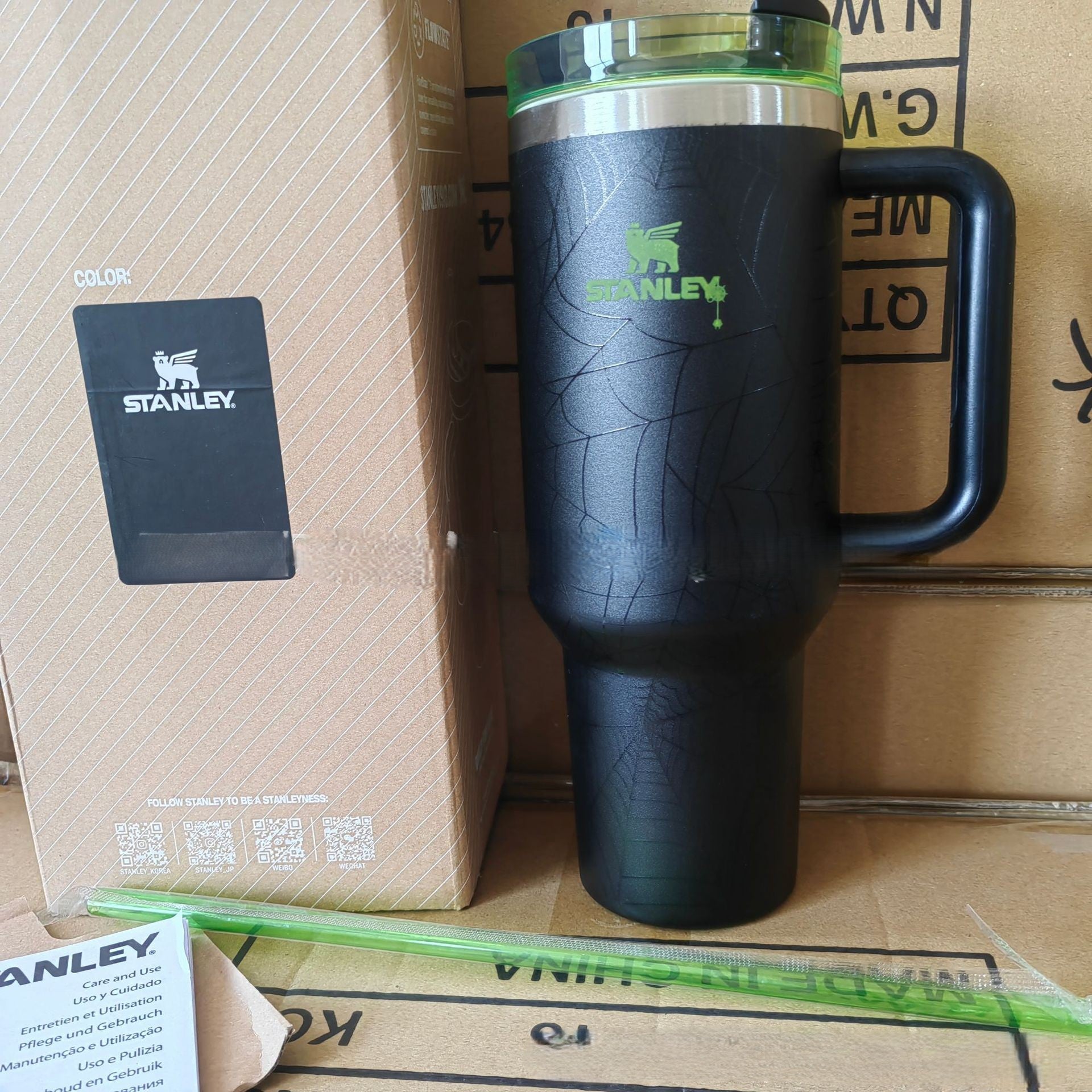 Luminous Stanlleyy x SpiderMaan 40OZ Cup