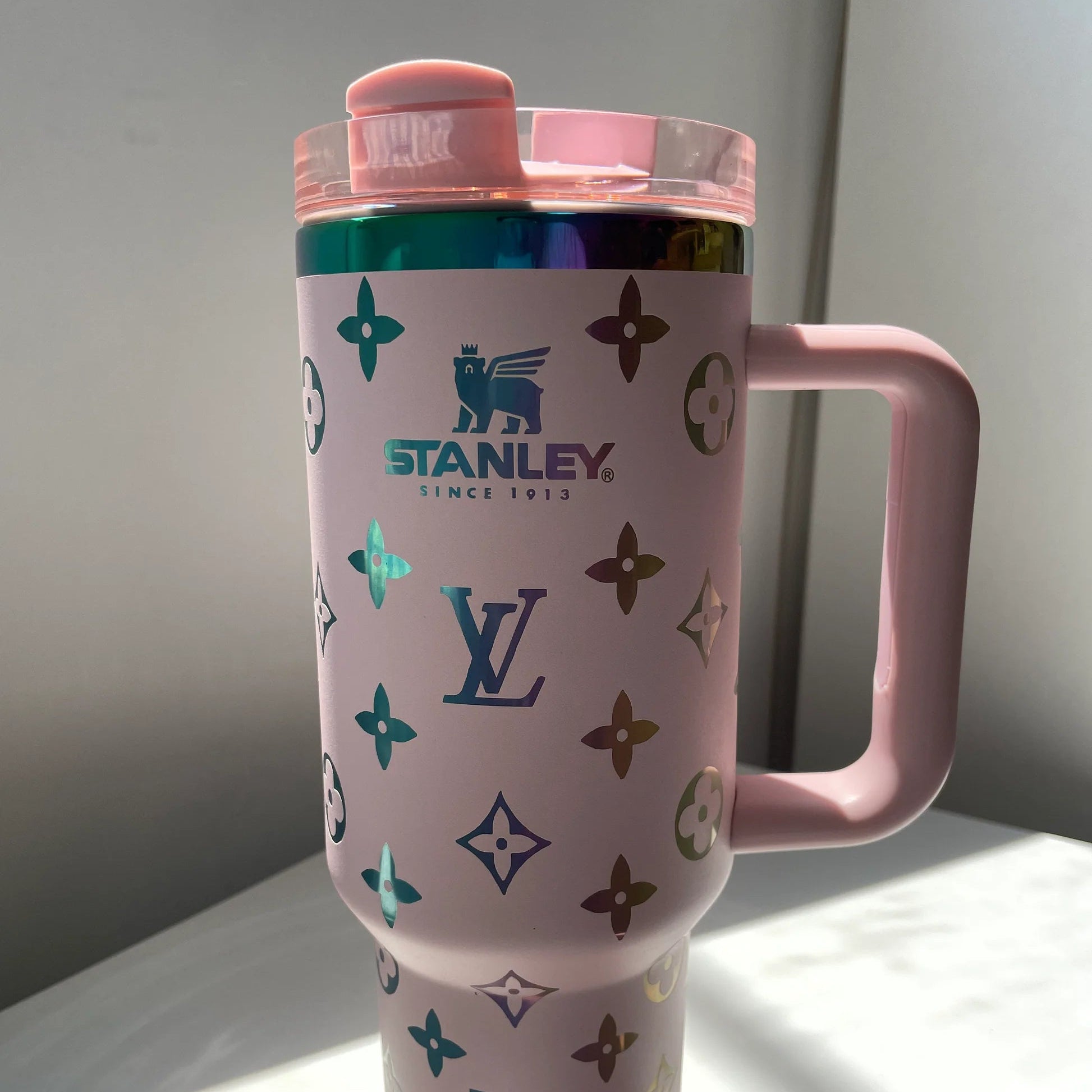 Designer Louisv STAN Big Insulated Car Cup 40 OZ